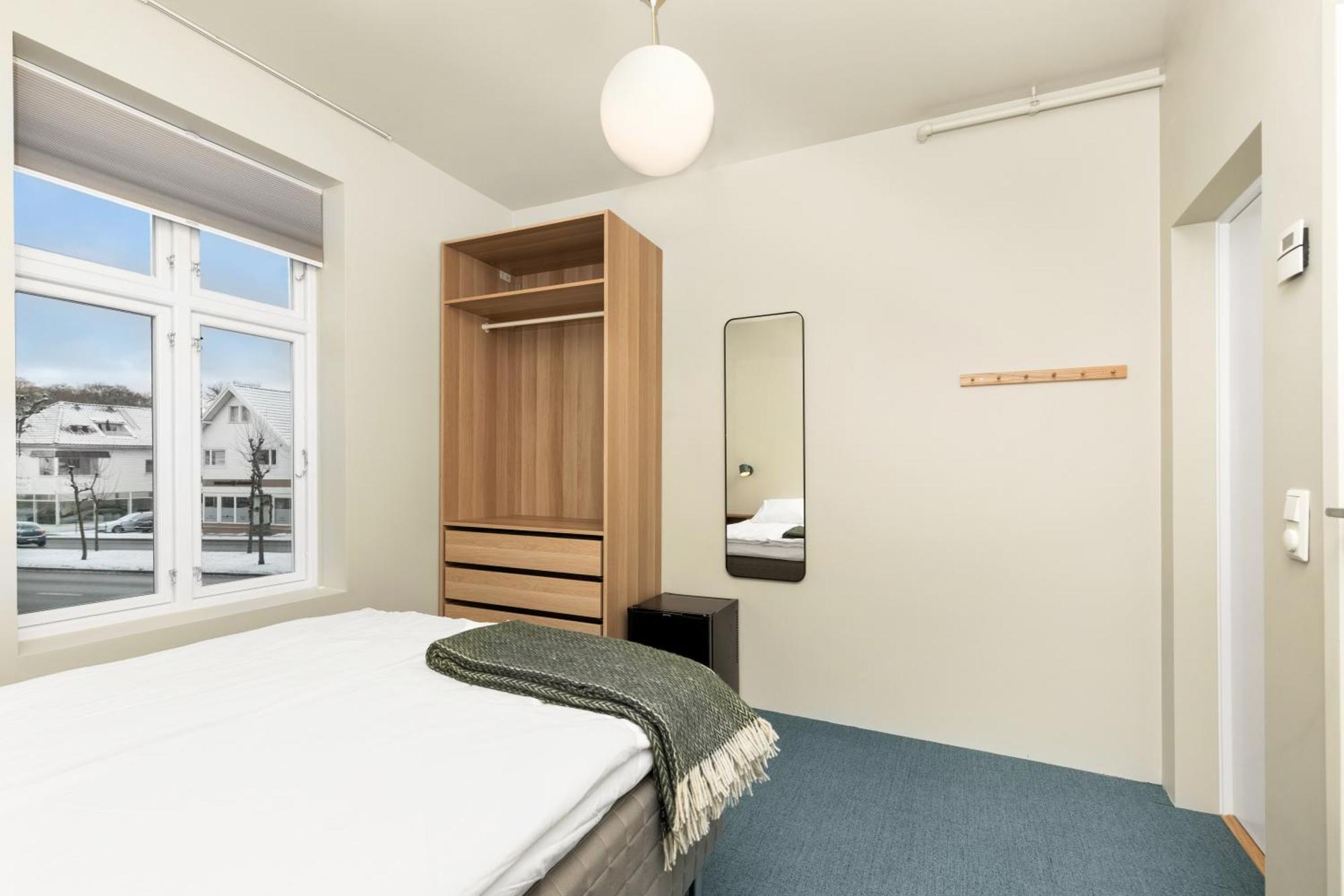 Central Guest House - Bedroom With Private Bathroom Stavanger Extérieur photo